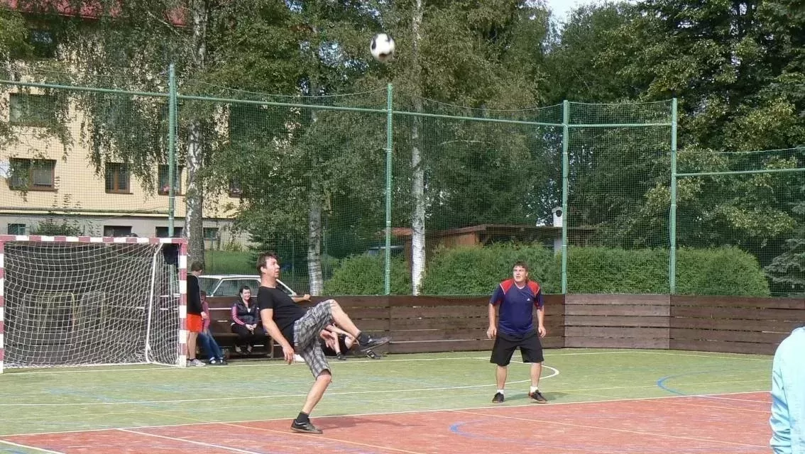 team-harcross-join-us